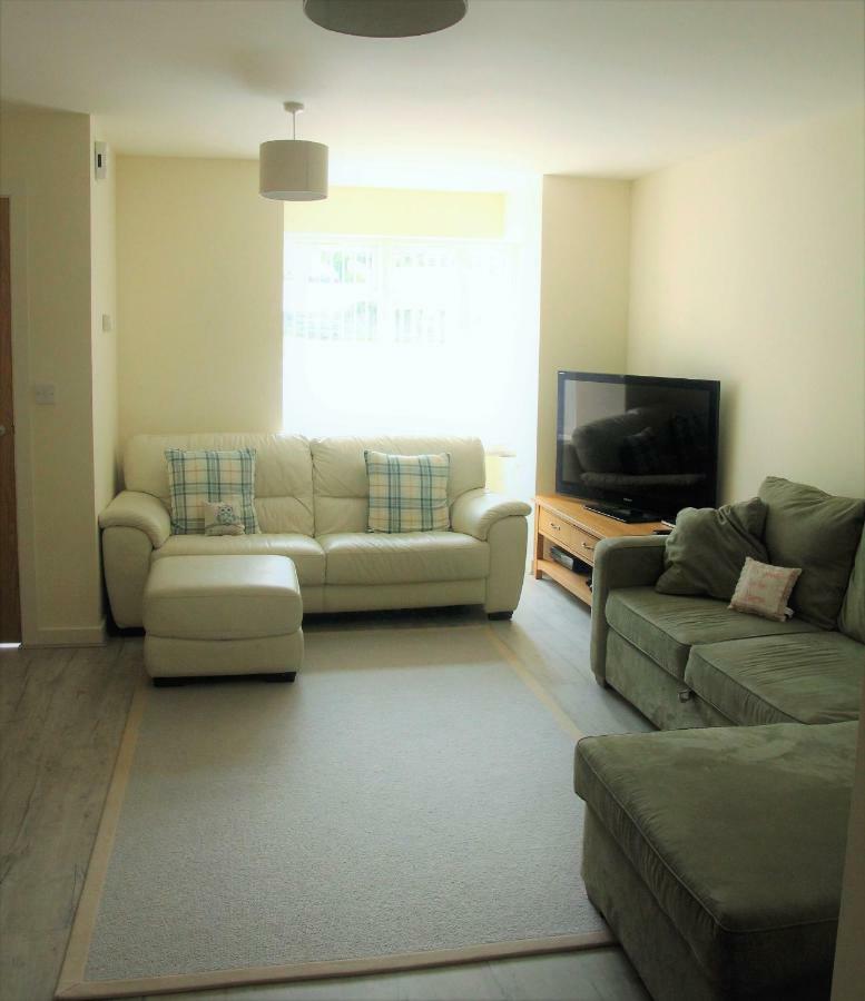 Bright Modern House Beside Snowdonia Villa Llanfairfechan Bagian luar foto
